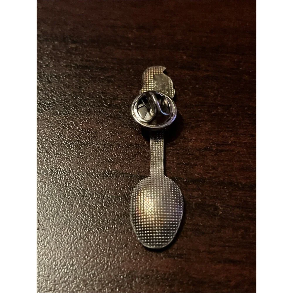 Vintage 1996 Atlanta Olympics Georgia‎ Silver-Toned Spoon Lapel Hat Pin